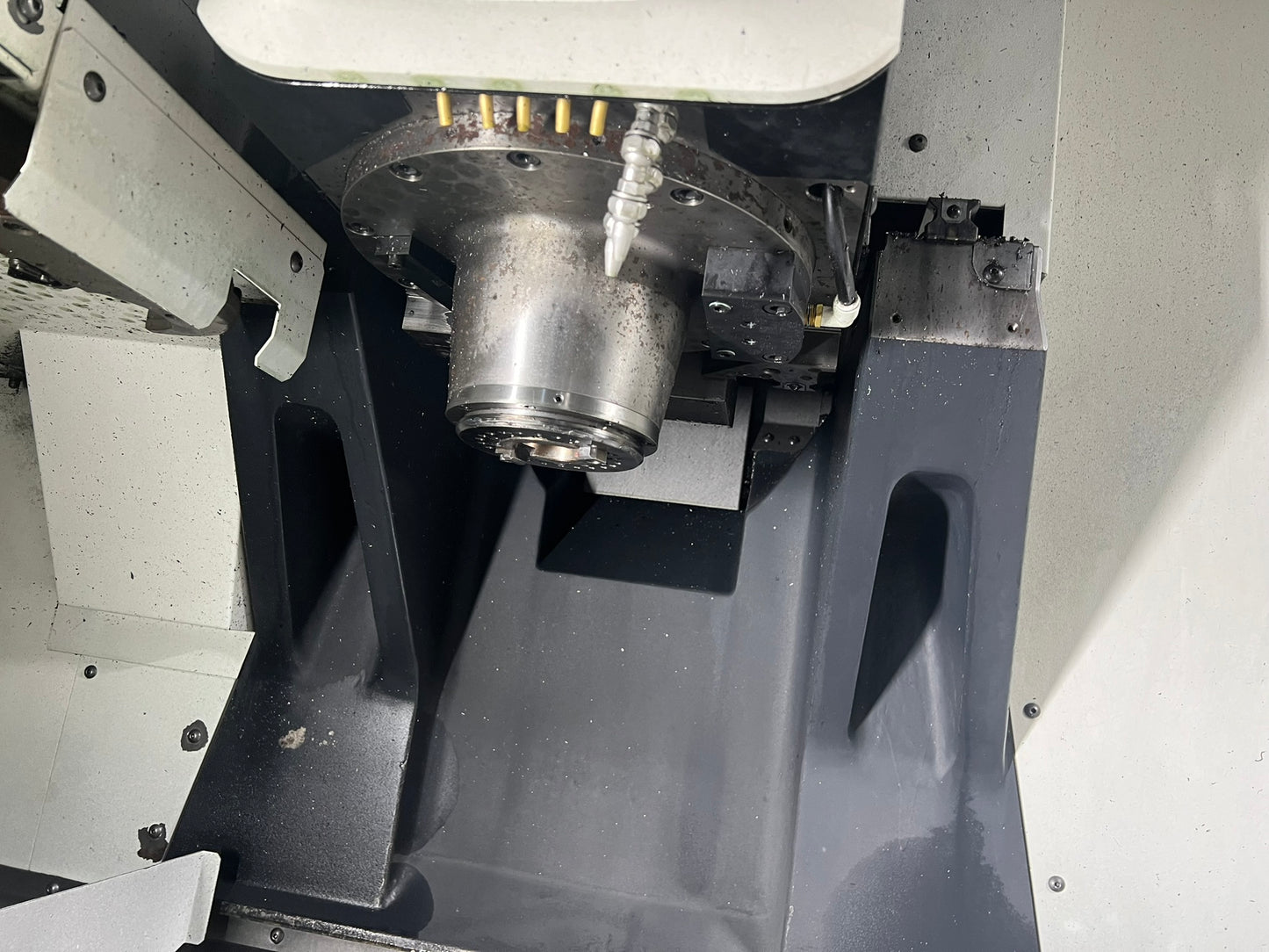 2018 DMG Mori - CMX 1100 V